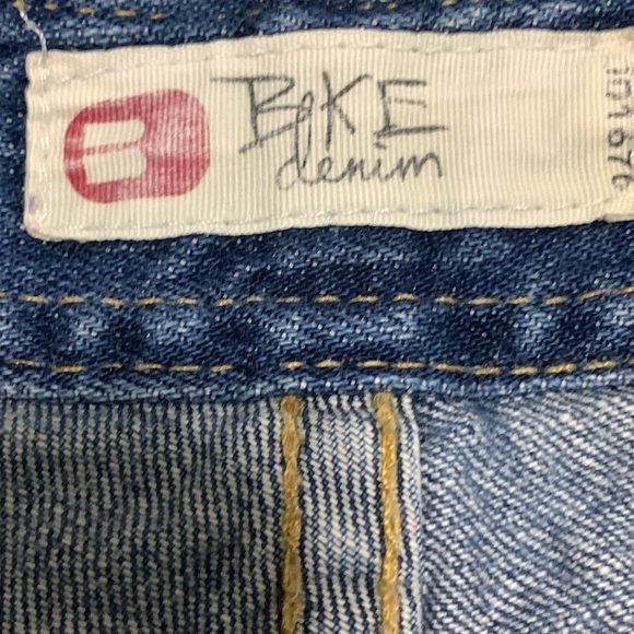 Women’s BKE Distressed Denim Shorts Size 27 EUC - Picture 6 of 7